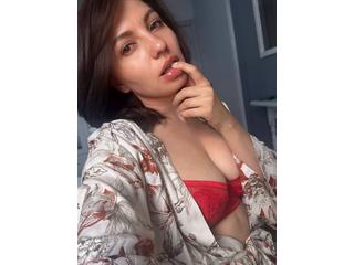 KamilaXHot